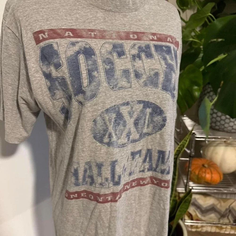 Vintage 90s grey soccer tee - Size L - Picture 2 of 5